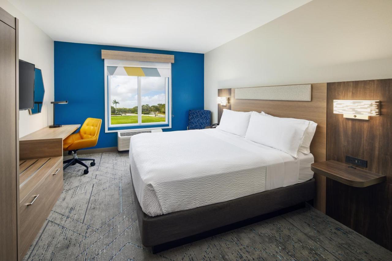 Holiday Inn Express Hotel & Suites Port St. Lucie West By Ihg Exterior foto