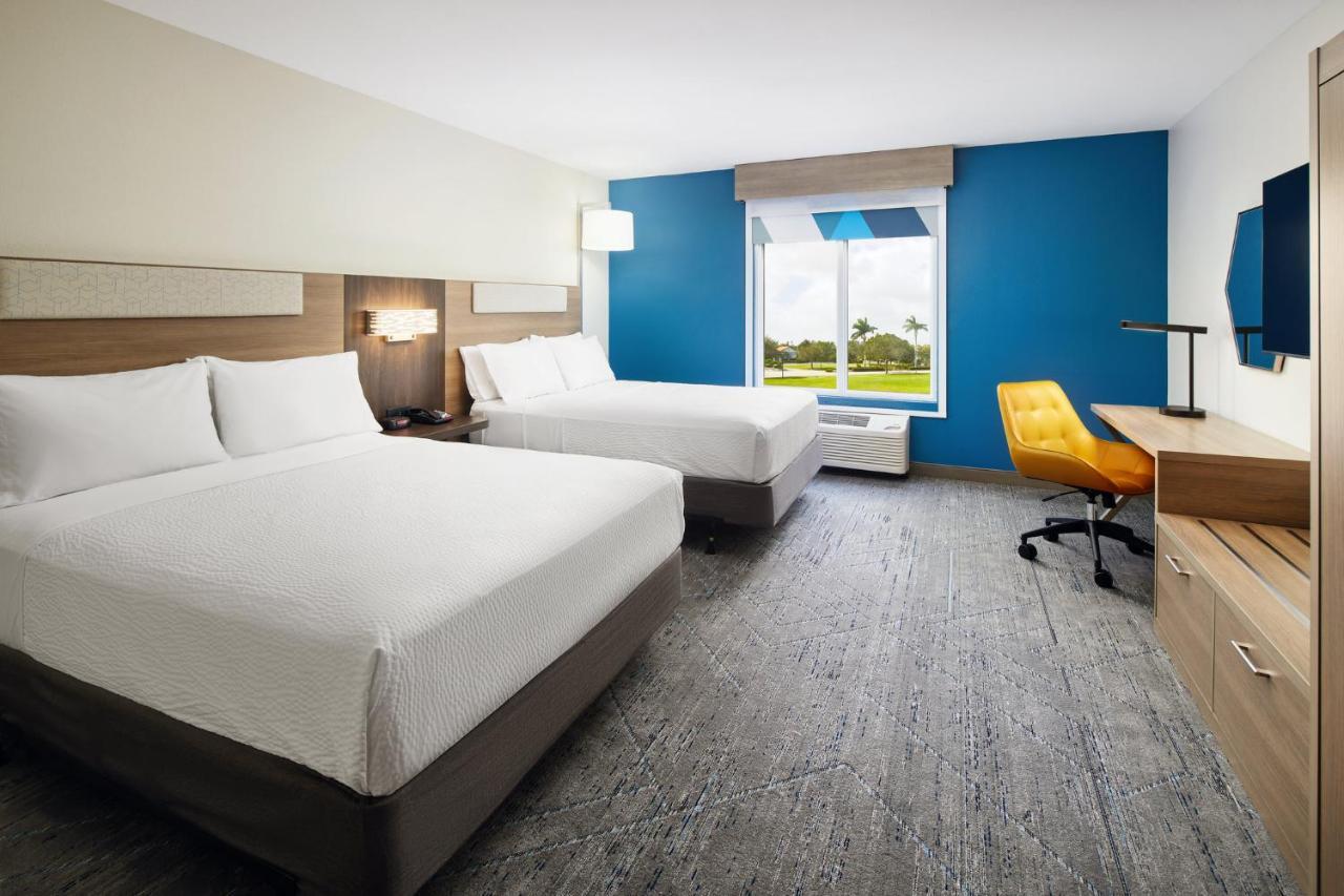 Holiday Inn Express Hotel & Suites Port St. Lucie West By Ihg Exterior foto